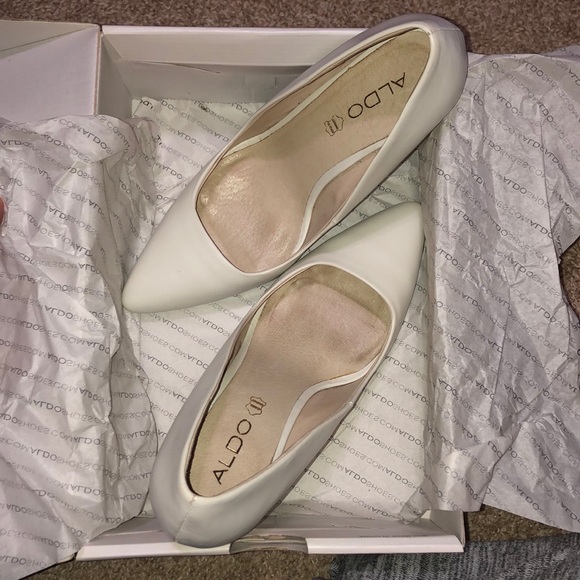 ALDO White Wedge - Picture 2 of 4